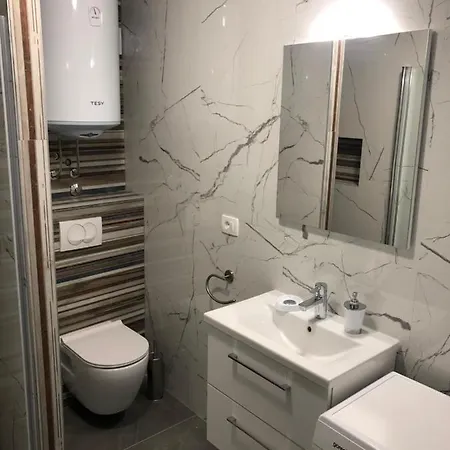 Mateo Apartment